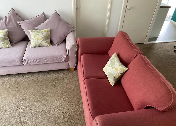 Light And Bright 3 Bedroom Bungalow In Cornwall
